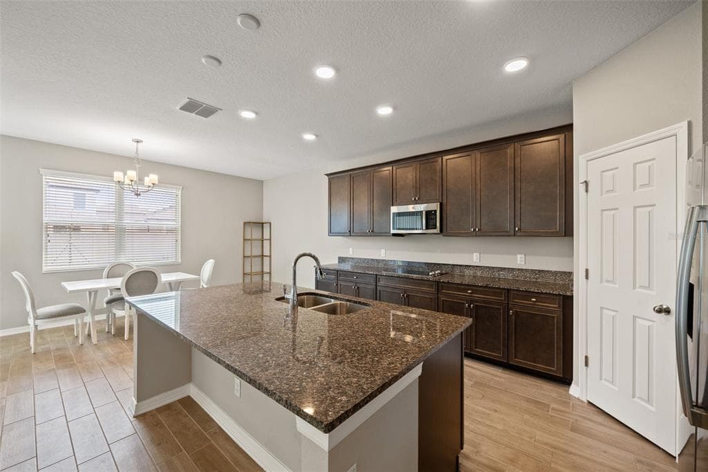 31954 SAPNA CHIME DRIVE, WESLEY CHAPEL, FL 33545 — zdjęcie 4