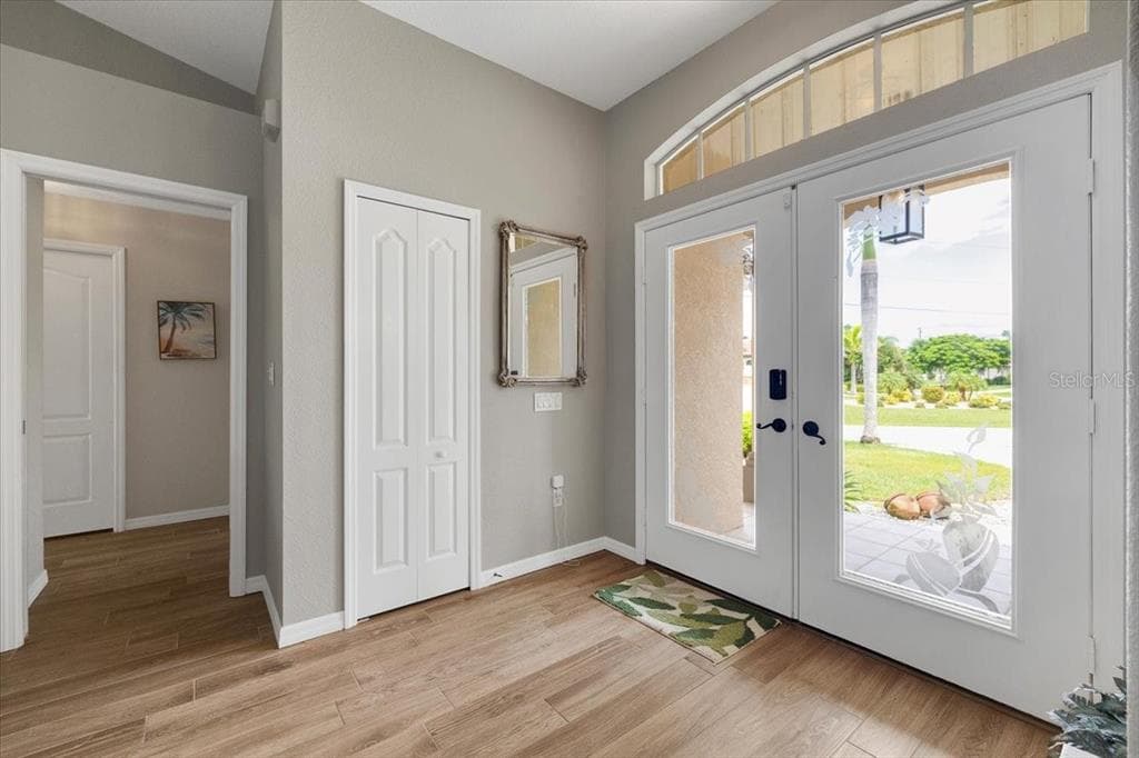 527 SAINT GIRONS COURT, PUNTA GORDA, FL 33950 — zdjęcie 4