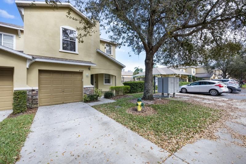 4564 LIMERICK DRIVE, TAMPA, FL 33610 — zdjęcie 3