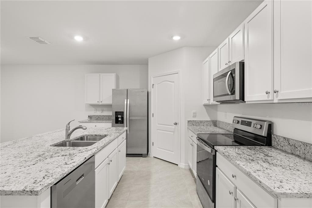 1340 BLADON AVENUE, DELTONA, FL 32738 — zdjęcie 4