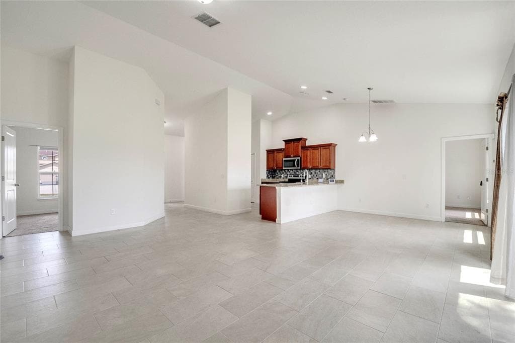 228 AMESBURY LANE, KISSIMMEE, FL 34758 — zdjęcie 4