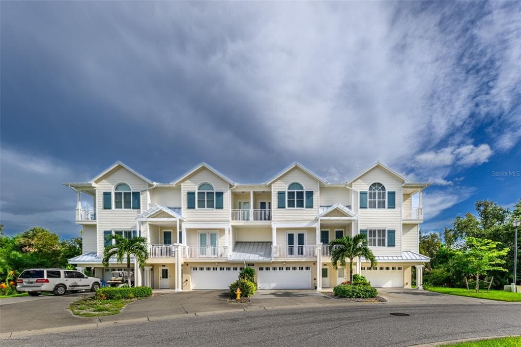 10300 TARPON LANDINGS TERRACE # 4, PLACIDA, FL 33946