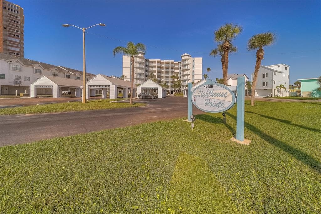 17980 GULF BOULEVARD # 402, REDINGTON SHORES, FL 33708 — zdjęcie 2