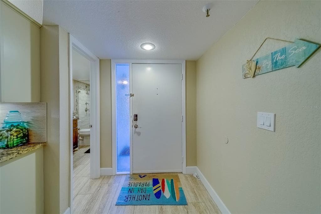 17980 GULF BOULEVARD # 402, REDINGTON SHORES, FL 33708 — zdjęcie 4