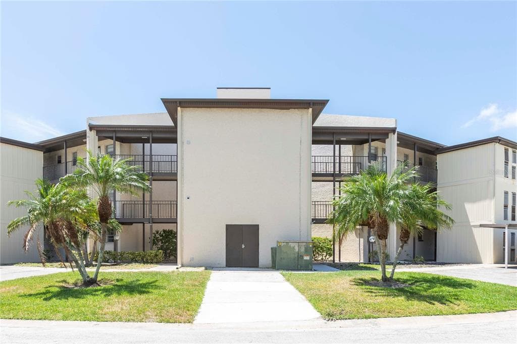 5245 AMULET DRIVE # 108, NEW PORT RICHEY, FL 34652 — zdjęcie 2