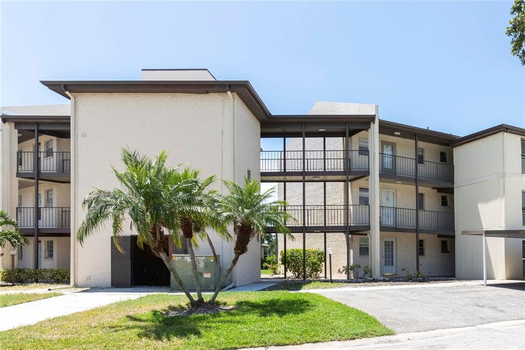 5245 AMULET DRIVE # 108, NEW PORT RICHEY, FL 34652