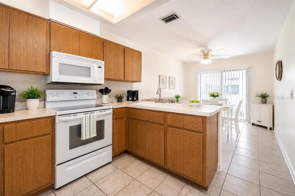 11805 LOBLOLLY PINE DRIVE, NEW PORT RICHEY, FL 34654 — zdjęcie 5
