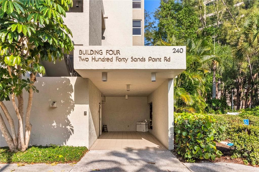 240 SANDS POINT ROAD # 4102, LONGBOAT KEY, FL 34228 — zdjęcie 2