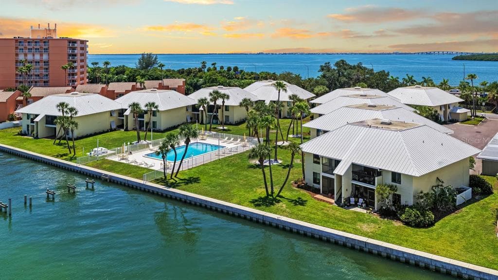 7300 SUNSHINE SKYWAY LANE S # 202, ST PETERSBURG, FL 33711 — zdjęcie 3