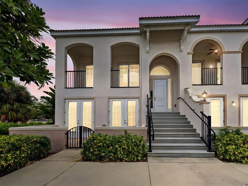 445 NOKOMIS AVENUE S # 210, VENICE, FL 34285