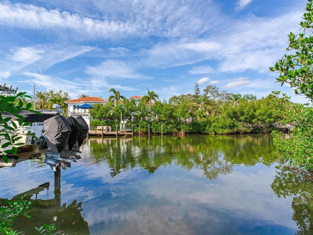 5001 S SHORE CREST CIRCLE, TAMPA, FL 33609 — zdjęcie 2