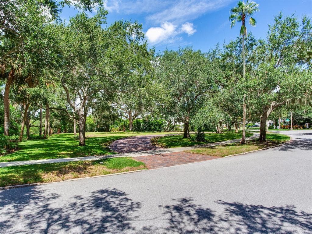 5001 S SHORE CREST CIRCLE, TAMPA, FL 33609 — zdjęcie 5