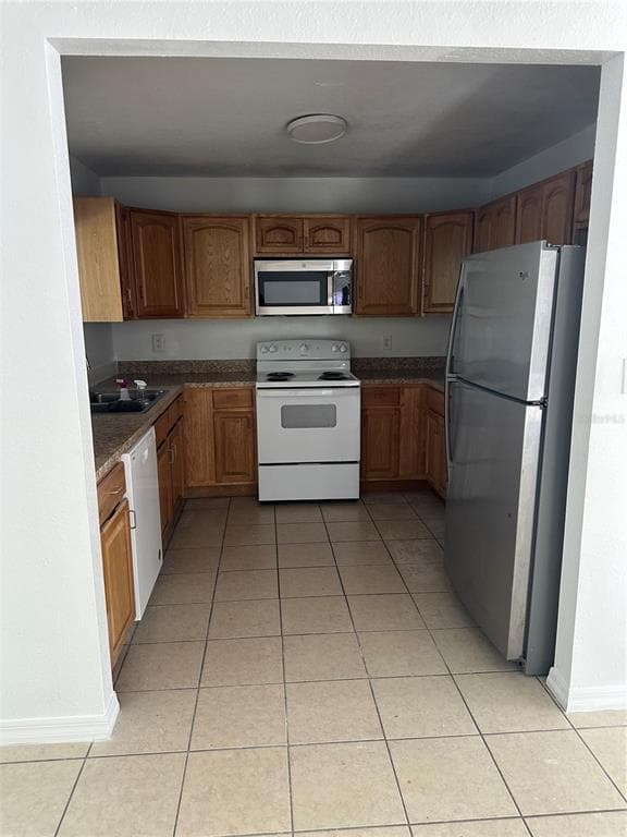 651 LORRAINE CIRCLE, LAKE WALES, FL 33853 — zdjęcie 5