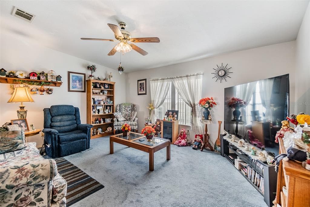 37340 NEUKOM AVENUE, ZEPHYRHILLS, FL 33541 — zdjęcie 5