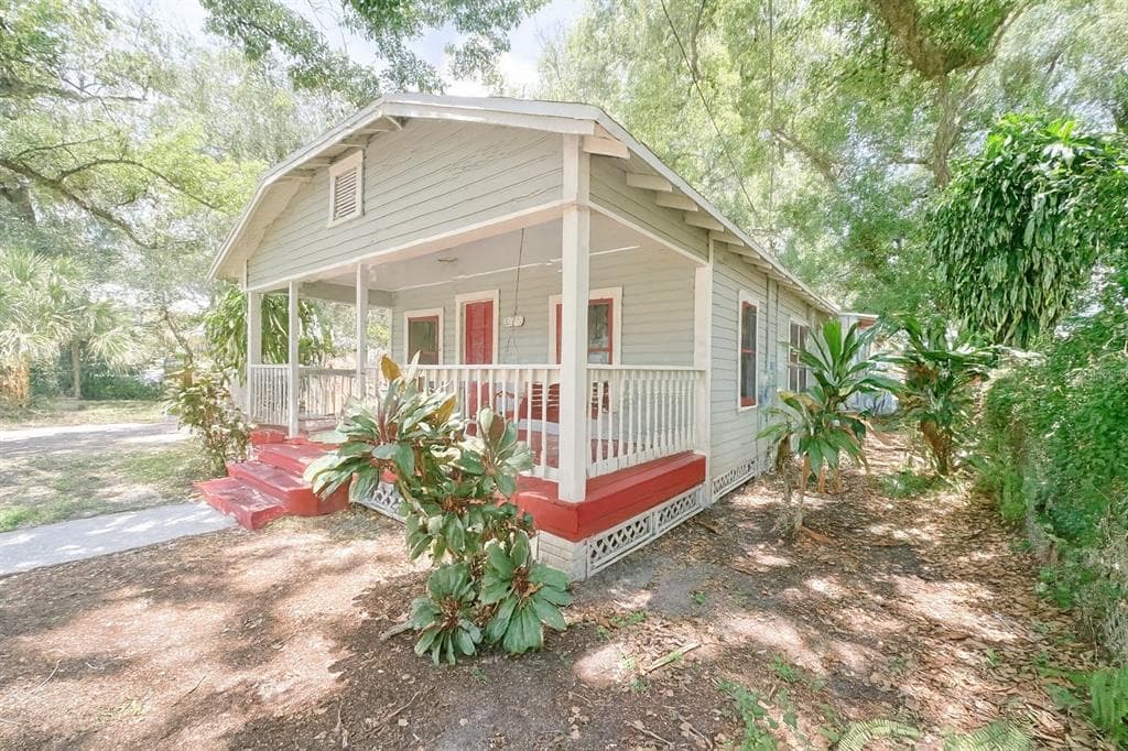 7105 N 10TH STREET, TAMPA, FL 33604
