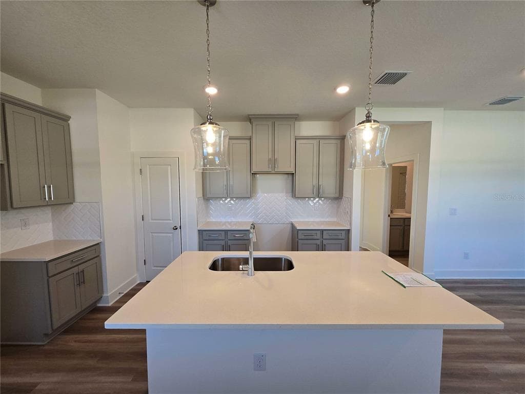 3808 DAYBREAK RUN LOOP, SPRING HILL, FL 34609 — zdjęcie 2