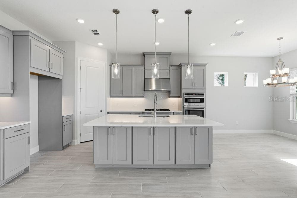 13705 IONA AVENUE, PALMETTO, FL 34221 — zdjęcie 2