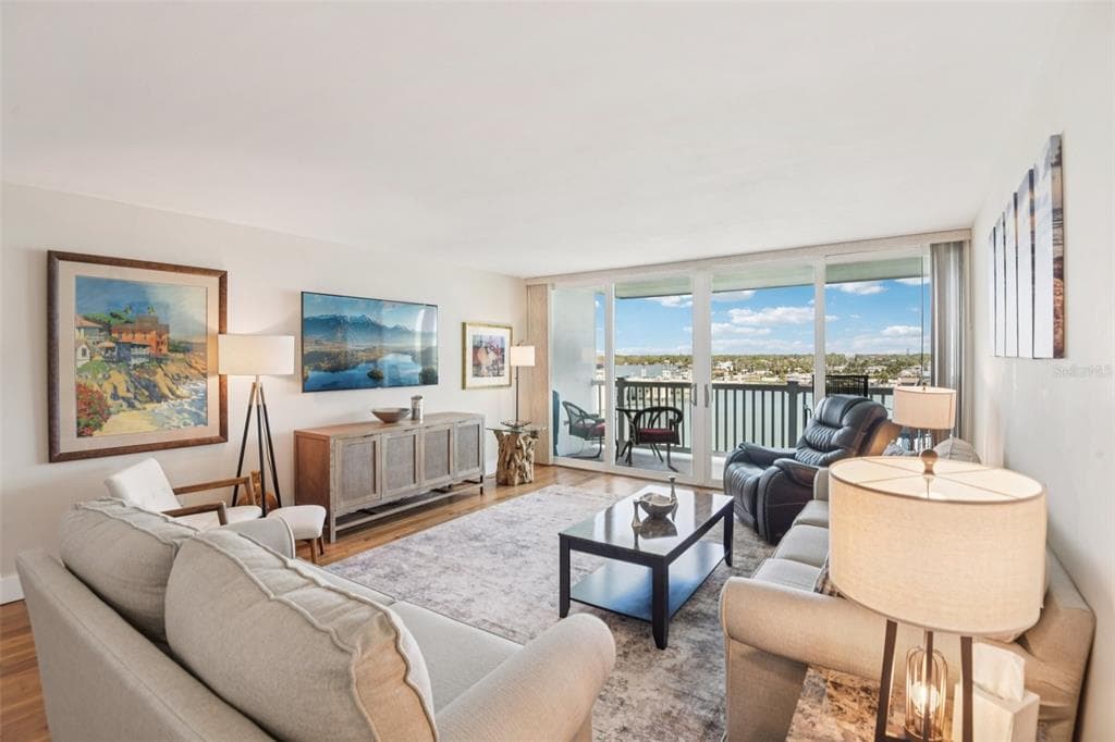 500 TREASURE ISLAND CAUSEWAY # 711, TREASURE ISLAND, FL 33706 — zdjęcie 3