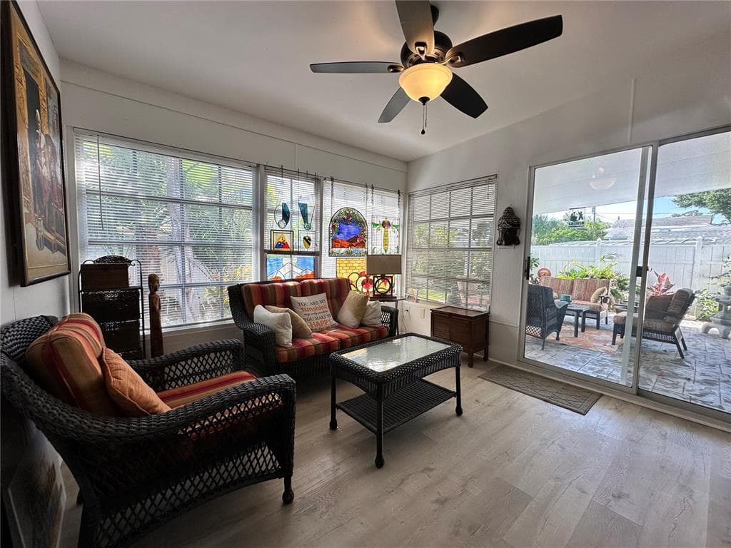 2831 CLINTON STREET S, GULFPORT, FL 33707 — zdjęcie 3