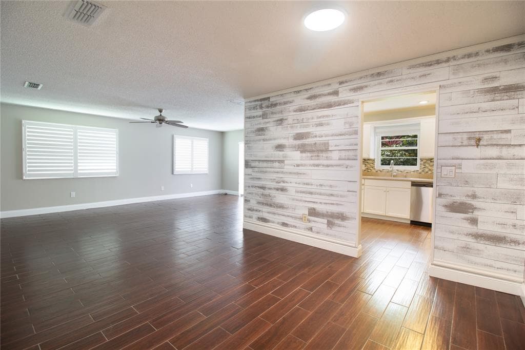 6080 80TH STREET N # 201, ST PETERSBURG, FL 33709 — zdjęcie 5