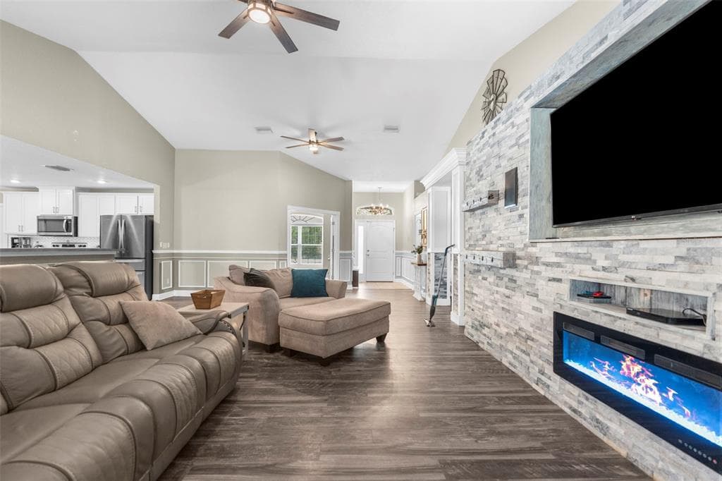 18209 MERWYN CIR, WEEKI WACHEE, FL 34614 — zdjęcie 2