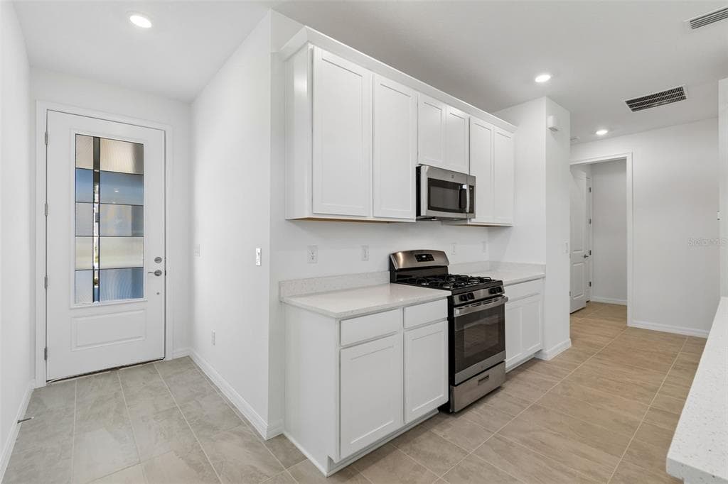 3744 NANDINA CIRCLE, SUN CITY CENTER, FL 33573 — zdjęcie 5
