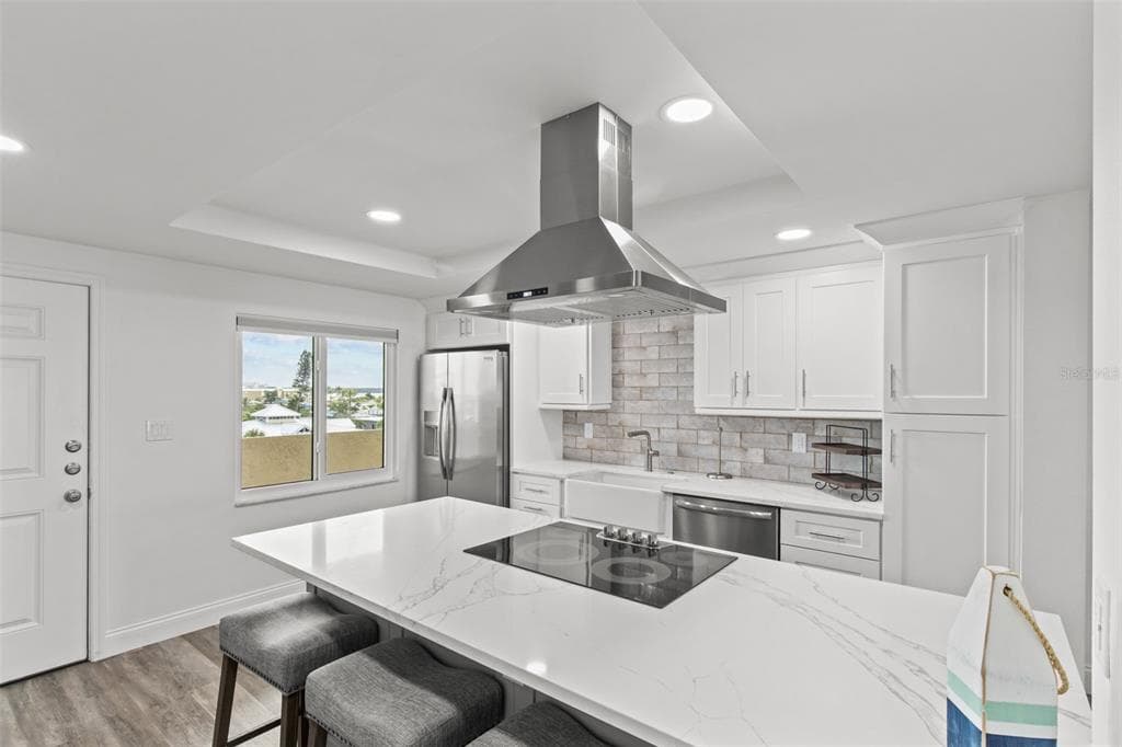 14950 GULF BOULEVARD # 503, MADEIRA BEACH, FL 33708 — zdjęcie 4