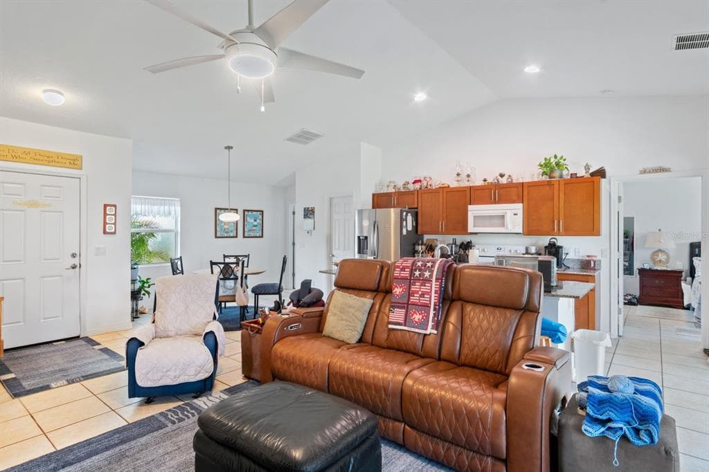 8232 WAWANA ROAD, NORTH PORT, FL 34287 — zdjęcie 5