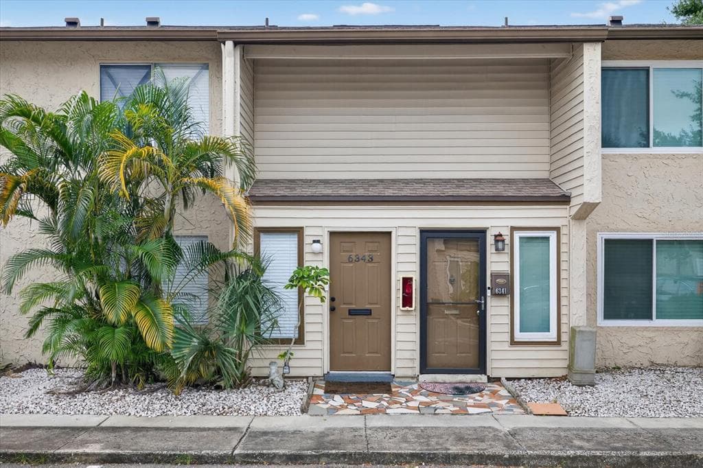 6343 23RD STREET N, ST PETERSBURG, FL 33702 — zdjęcie 2