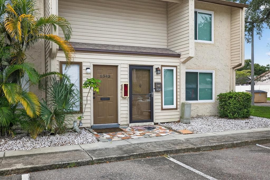6343 23RD STREET N, ST PETERSBURG, FL 33702 — zdjęcie 3