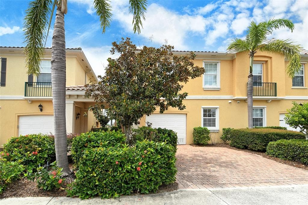 1400 BURGOS DRIVE, SARASOTA, FL 34238