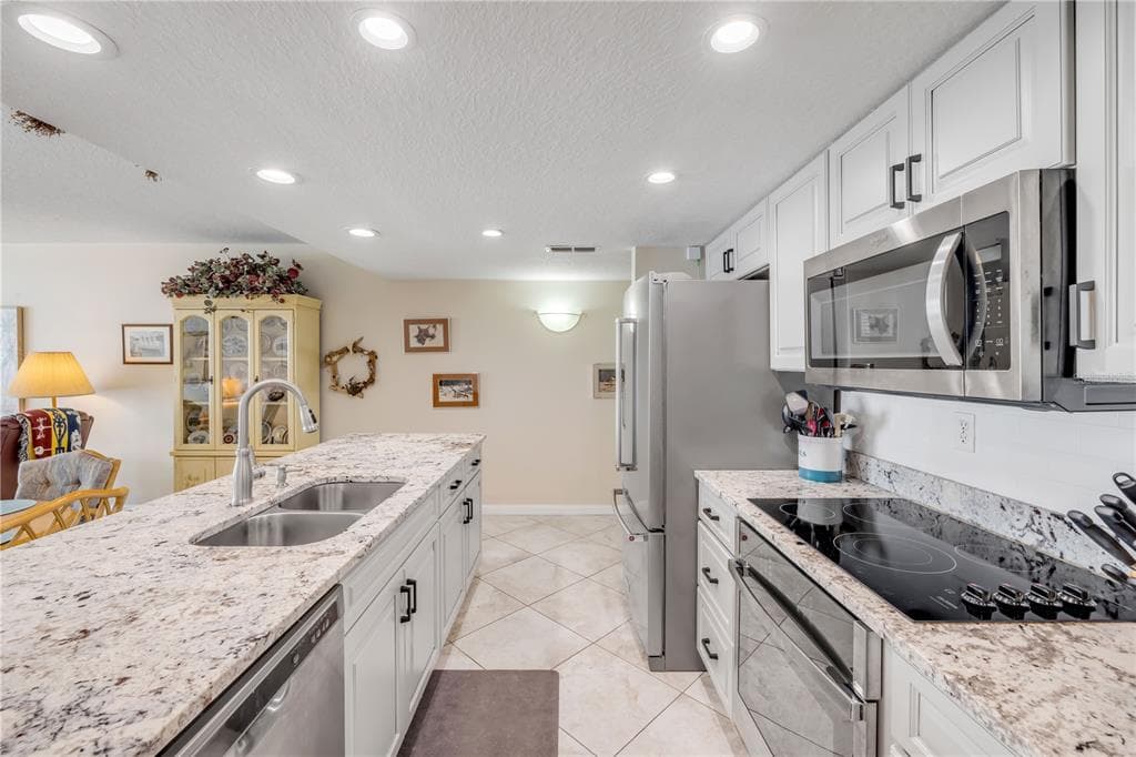 5203 S ATLANTIC AVENUE # 313B, NEW SMYRNA BEACH, FL 32169 — zdjęcie 4