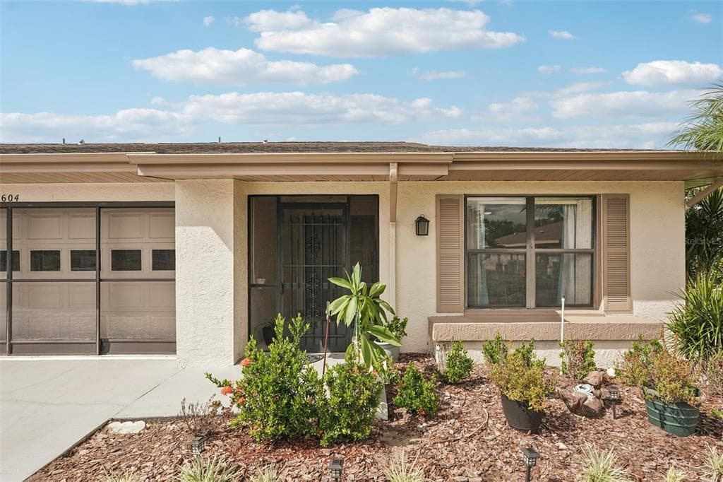 1604 LELAND DRIVE, SUN CITY CENTER, FL 33573 — zdjęcie 2