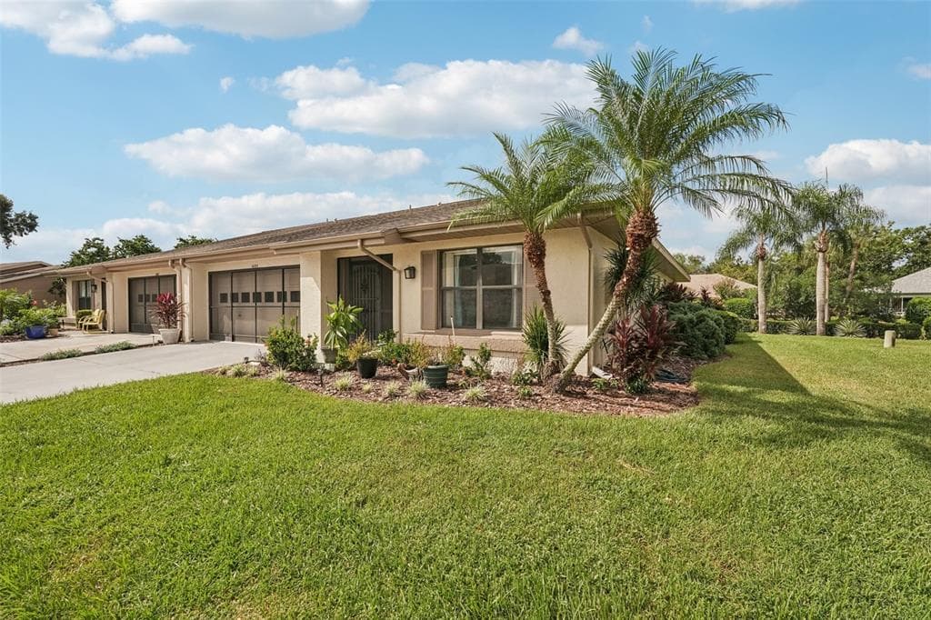 1604 LELAND DRIVE, SUN CITY CENTER, FL 33573