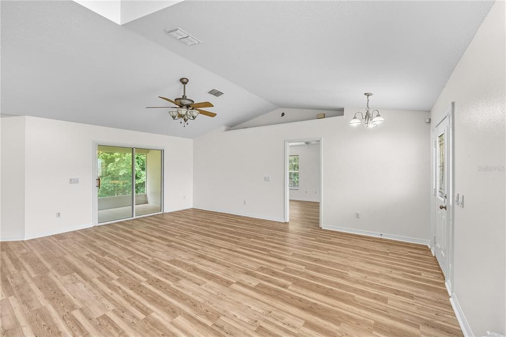 12615 NW GAINESVILLE ROAD, REDDICK, FL 32686 — zdjęcie 5