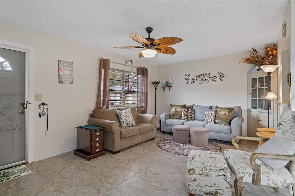 11630 BAYONET LANE, NEW PORT RICHEY, FL 34654 — zdjęcie 5
