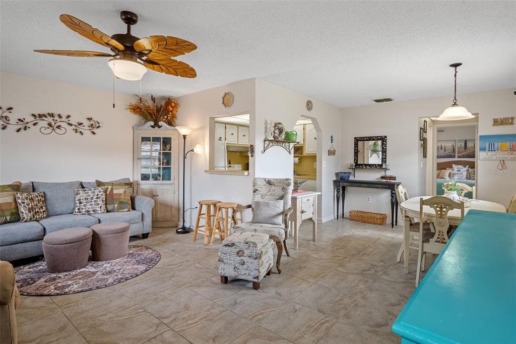 11630 BAYONET LANE, NEW PORT RICHEY, FL 34654 — zdjęcie 4