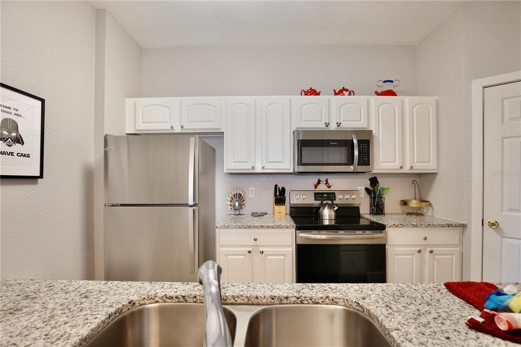 2821 ALMATON LOOP # 301, KISSIMMEE, FL 34747 — zdjęcie 5