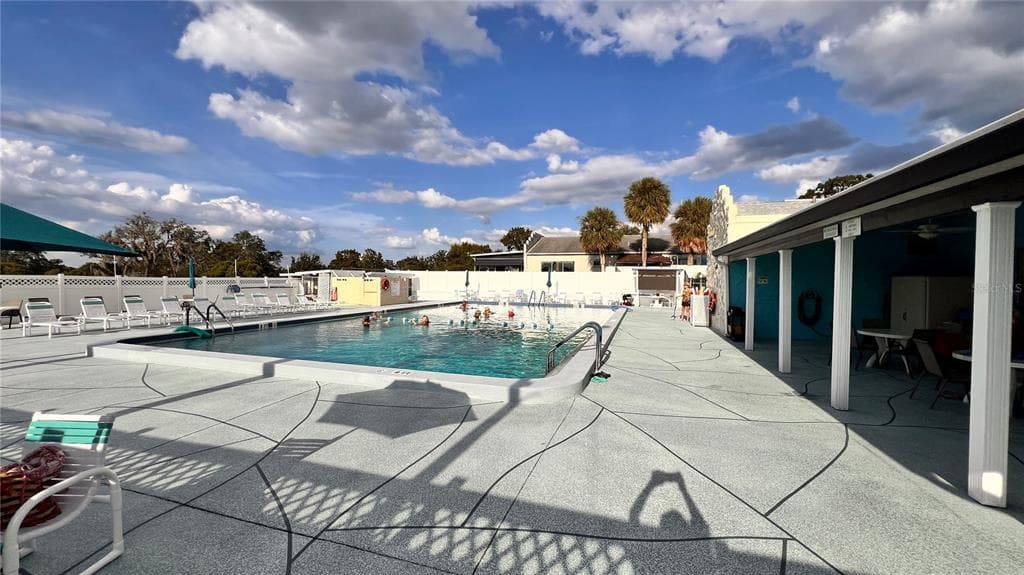 9303 HIGHPOINT BOULEVARD, BROOKSVILLE, FL 34613 — zdjęcie 2
