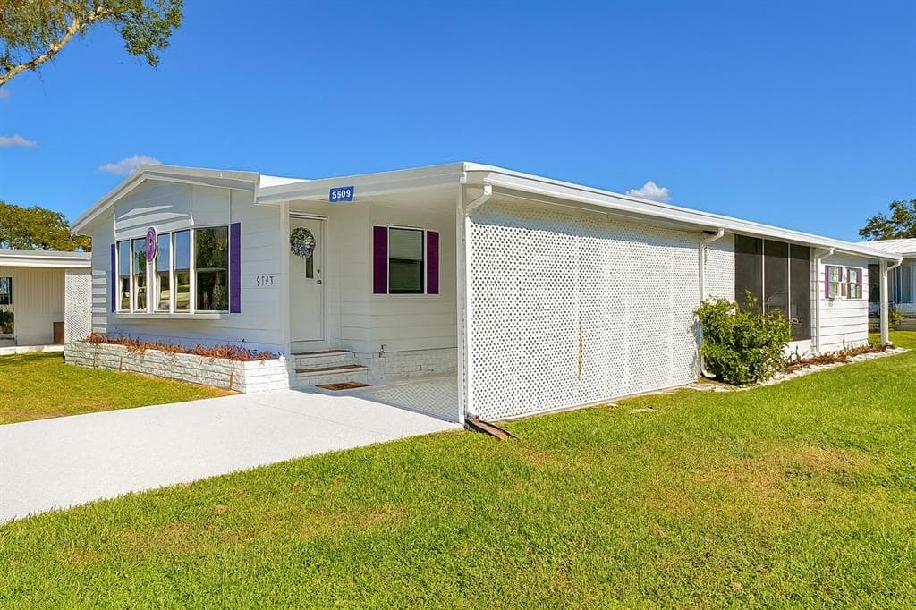 9303 HIGHPOINT BOULEVARD, BROOKSVILLE, FL 34613 — zdjęcie 3
