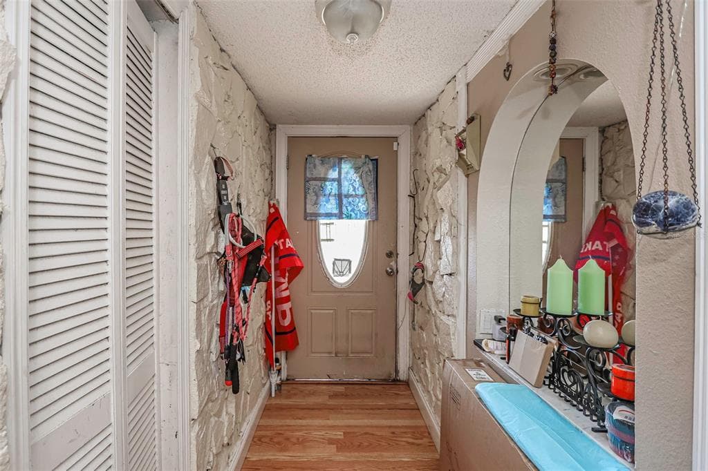 10039 88TH STREET, SEMINOLE, FL 33777 — zdjęcie 2