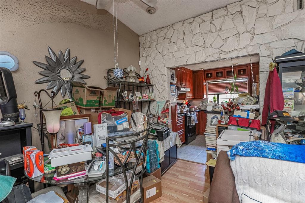 10039 88TH STREET, SEMINOLE, FL 33777 — zdjęcie 4