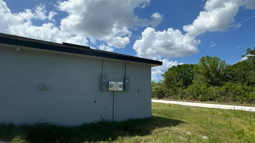 12223 KIRK AVENUE, PORT CHARLOTTE, FL 33981 — zdjęcie 4