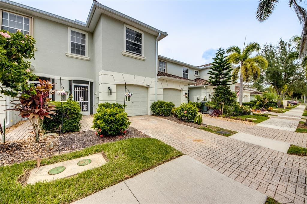 8668 ATHENA COURT, LEHIGH ACRES, FL 33971 — zdjęcie 2