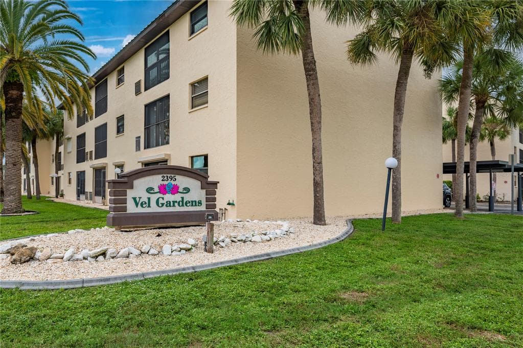 2395 HARBOR BOULEVARD # 310, PORT CHARLOTTE, FL 33952 — zdjęcie 4
