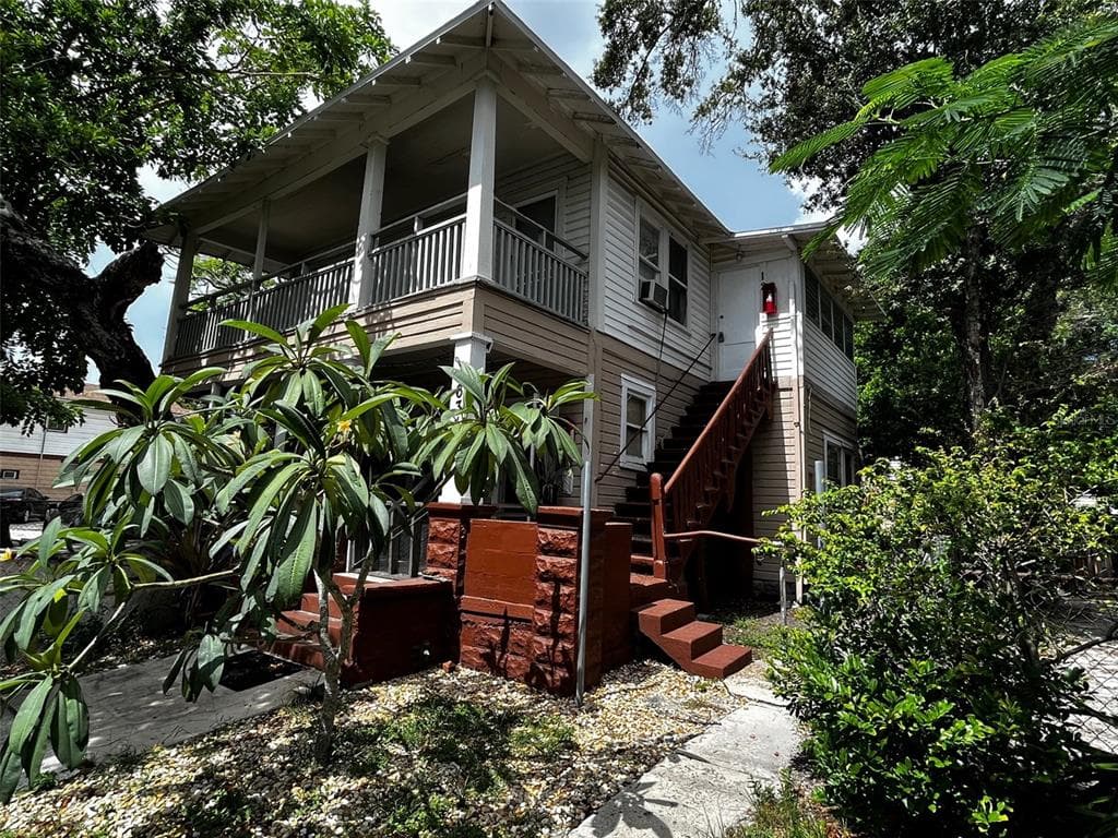 540 14TH STREET N, ST PETERSBURG, FL 33705 — zdjęcie 4