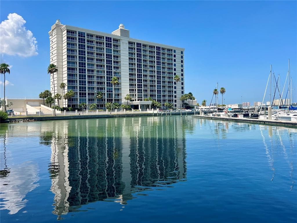 100 PIERCE STREET # 1001, CLEARWATER, FL 33756