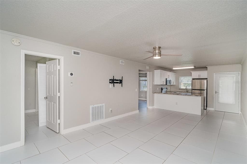 25050 SANDHILL BOULEVARD # A4, PUNTA GORDA, FL 33983 — zdjęcie 5