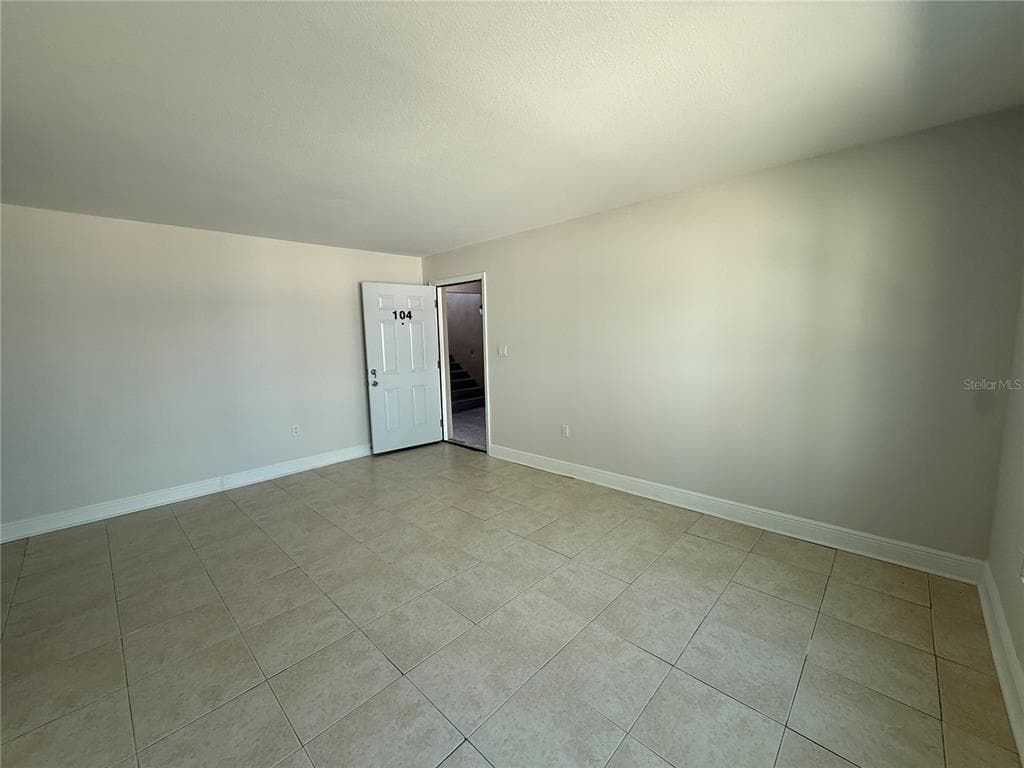 14120 PALM STREET # 104, MADEIRA BEACH, FL 33708 — zdjęcie 3