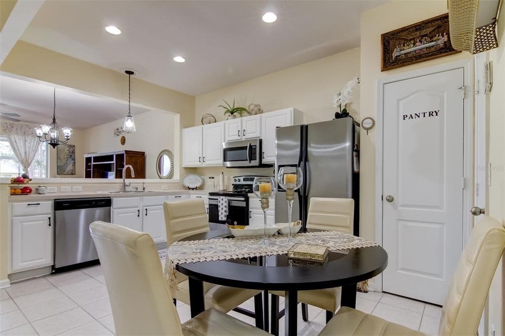 26642 CASTLEVIEW WAY, WESLEY CHAPEL, FL 33544 — zdjęcie 5